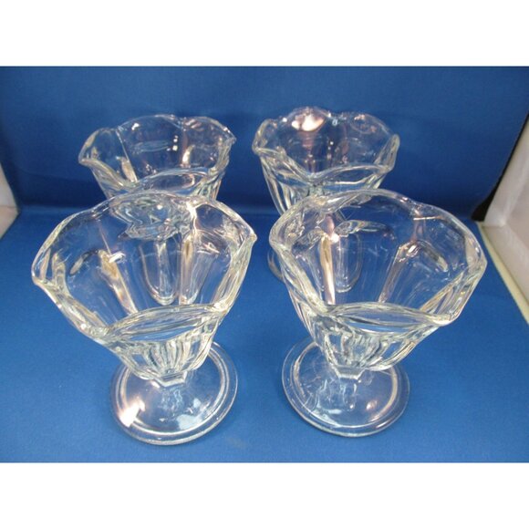 Anchor Hocking Clear Glass Ice Cream Sundae Desert Cups Set of 4 - Picture 8 of 10